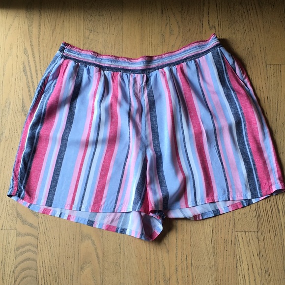 Lane Bryant soft pull on shorts 18-20 striped plus size shorts Pink Lilac Red - Picture 3 of 8